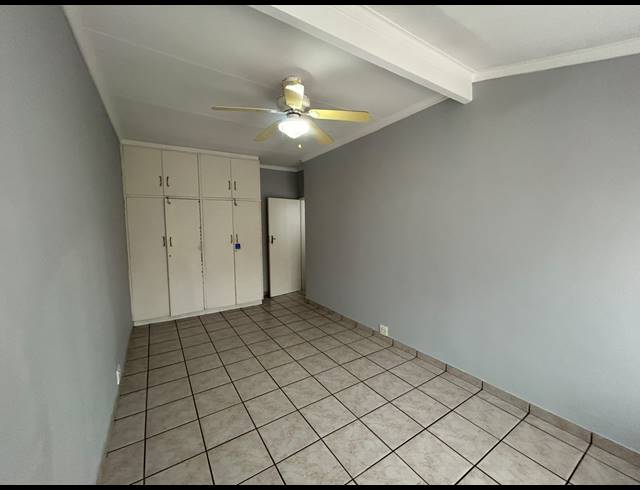 2 BEDROOM FLAT TO LET IN THREE RIVERS